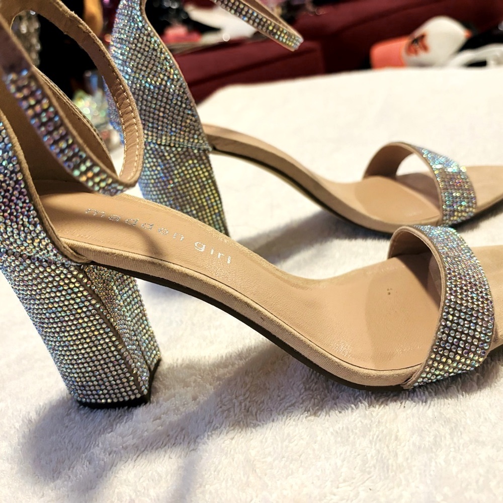 Almost Brand New Heels By MADDEN GIRL - Size 8 M - Heel Height 3.5” - box 88